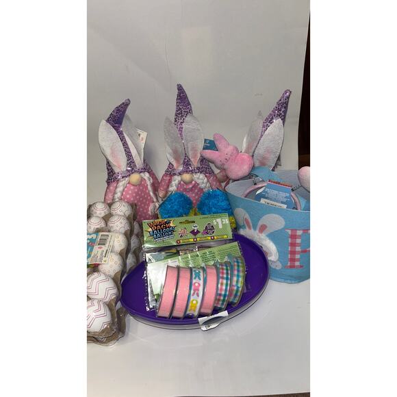 New Easter Spring Holiday Miscellaneous Bundle Gnome Shelf Sitter Eggs Ribbon - Picture 1 of 14